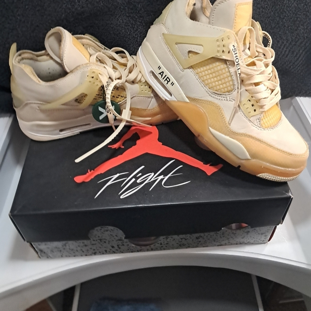 Nike Air Jordan 4 in Beige and Light Brown